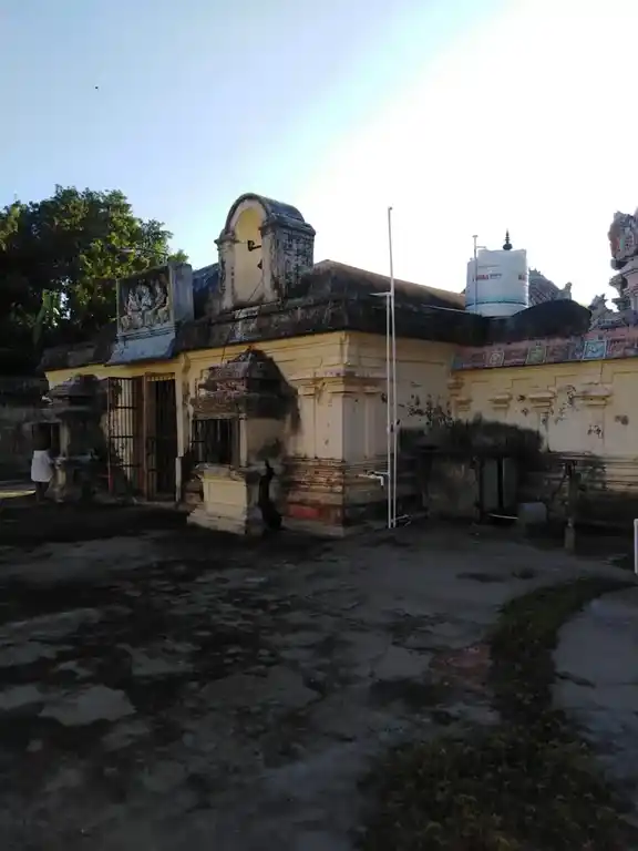 Arulmigu Brammpureesvar Temple, Abiramapuram - 609204 அருள்மிகு பிரம்மபுரீஸ்வரசுவாமி திருக்கோயில், Abiramapuram - 609204, Thanjavur - Ancient Temple Architecture and History Image 5