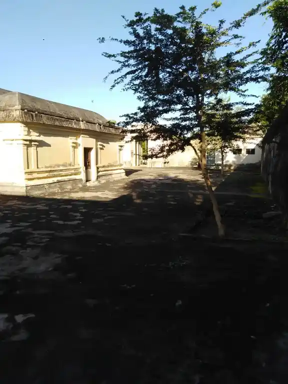 Arulmigu Brammpureesvar Temple, Abiramapuram - 609204 அருள்மிகு பிரம்மபுரீஸ்வரசுவாமி திருக்கோயில், Abiramapuram - 609204, Thanjavur - Ancient Temple Architecture and History Image 7