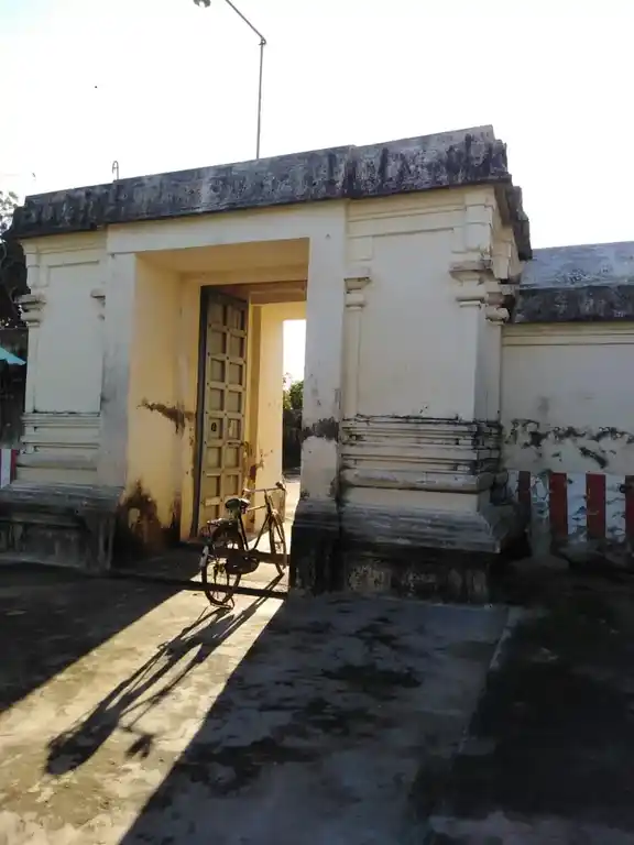 Arulmigu Brammpureesvar Temple, Abiramapuram - 609204 அருள்மிகு பிரம்மபுரீஸ்வரசுவாமி திருக்கோயில், Abiramapuram - 609204, Thanjavur - Ancient Temple Architecture and History Image 10