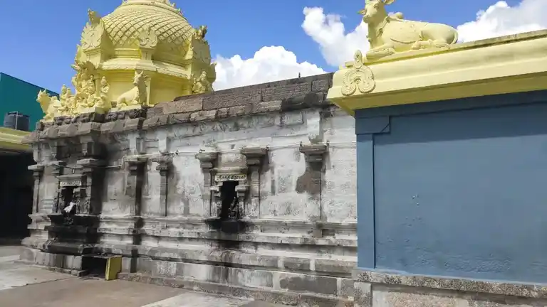 Arulmigu Buvaneswarar Temple, Vikkiravandi - 605652 அருள்மிகு புவனேஸ்வரர் திருக்கோயில், விக்கிரவாண்டி - 605652, Viluppuram - Ancient Temple Architecture and History Image 5