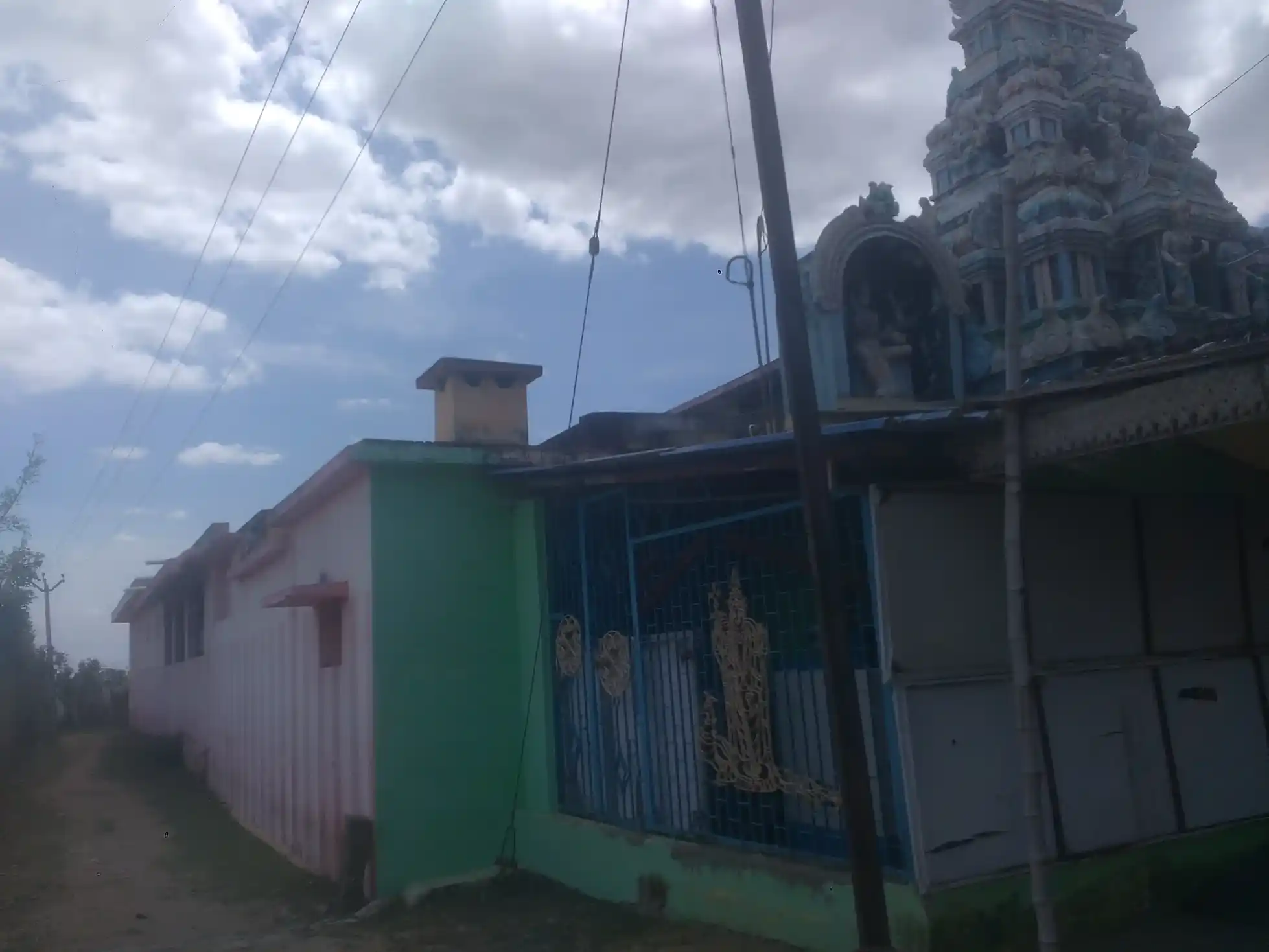 Arulmigu Cellamuthumariyamman Temple, Thevur - 611104 அருள்மிகு செல்லமுத்துமாரியம்மன் திருக்கோயில், தேவூர் - 611104, Nagapattinam - Ancient Temple Architecture and History Image 2