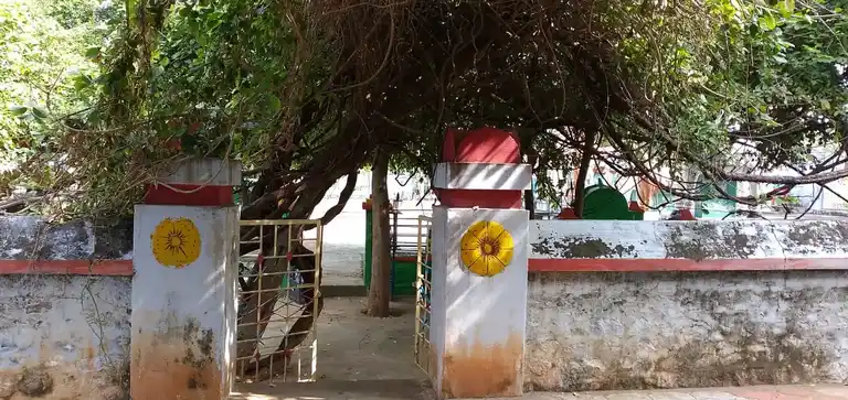 Arulmigu Chadayappaswamy Temple, Kondampatty - 637019 அருள்மிகு சடையப்ப சுவாமி திருக்கோயில், கொண்டம்பட்டி - 637019, Namakkal - Ancient Temple Architecture and History Image 4