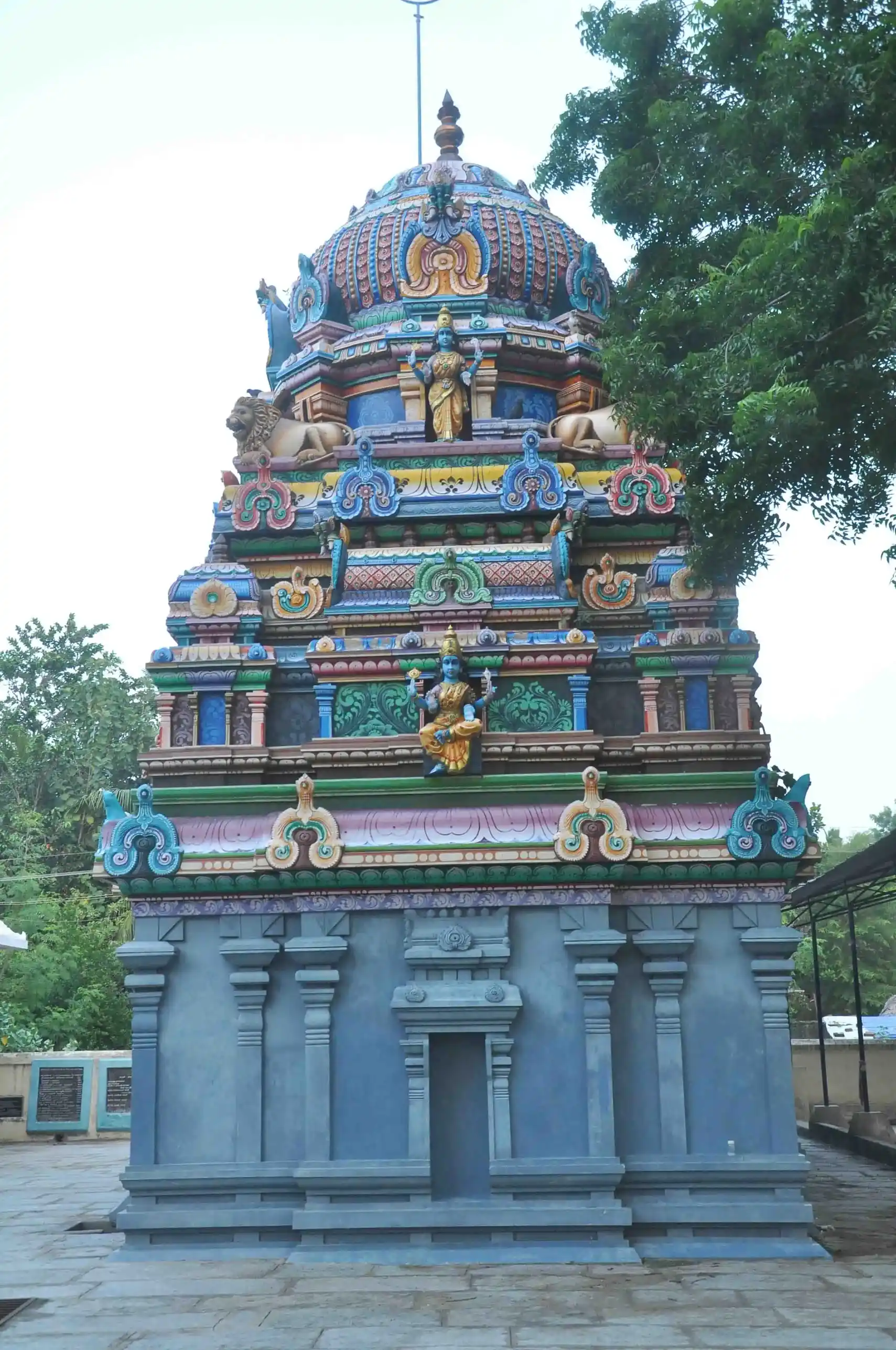 Arulmigu Chadirasekara Swamy and Ayyanar and Lakshminarayanaperumal Temple, Eravancheri - 609308