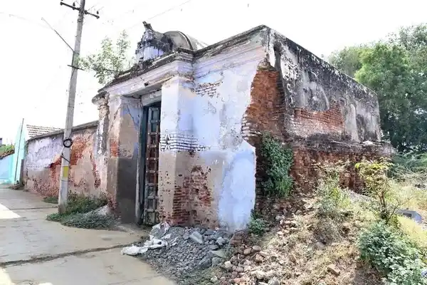 Arulmigu Chandra Sakera Vakara Temple, Veerachimangalam, Dharapuram - 638673 Arulmigu Chandra Sakera Vakara Temple, Veerachimangalam, Dharapuram - 638673, Tiruppur - Ancient Temple Architecture and History Image 3