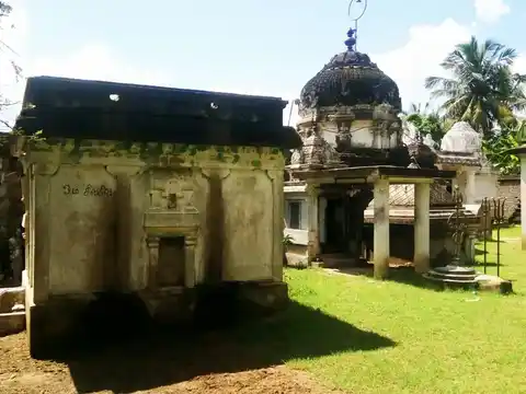 Arulmigu Chandrasekara Samy Temple, V.Pudhupakkam - 605502 அருள்மிகு சந்திரசேகரசுவாமி திருக்கோயில், வி.புதுப்பாக்கம் - 605502, Viluppuram - Ancient Temple Architecture and History Image 5