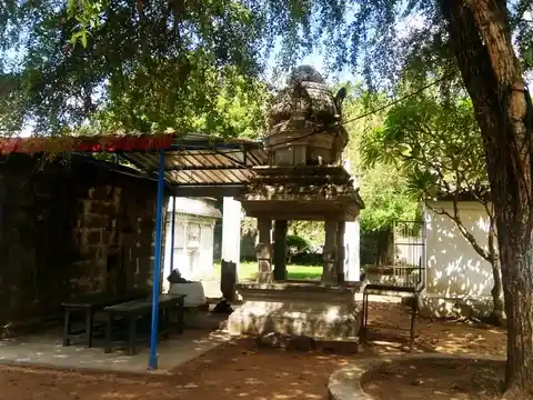 Arulmigu Chandrasekara Samy Temple, V.Pudhupakkam - 605502 அருள்மிகு சந்திரசேகரசுவாமி திருக்கோயில், வி.புதுப்பாக்கம் - 605502, Viluppuram - Ancient Temple Architecture and History Image 7