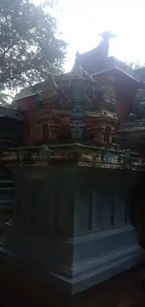 Arulmigu Chandrasekarar Vagaiyara Temple, Alavanthipuram - 612301 அருள்மிகு சந்திரசேகரசுவாமி, அய்யனார் மற்றும் காலிங்கநர்த்தன சுவாமி திருக்கோயில், Alavanthipuram - 612301, Thanjavur - Ancient Temple Architecture and History Image 2