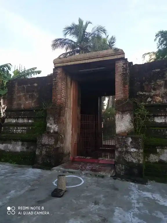 Arulmigu Chandrasekasamy Temple, Pudhu Gummidipoondi - 601204 அருள்மிகு சந்திரசேகர சுவாமி திருக்கோயில், புது கும்மிடிப்பூண்டி - 601204, Tiruvallur - Ancient Temple Architecture and History Image 3