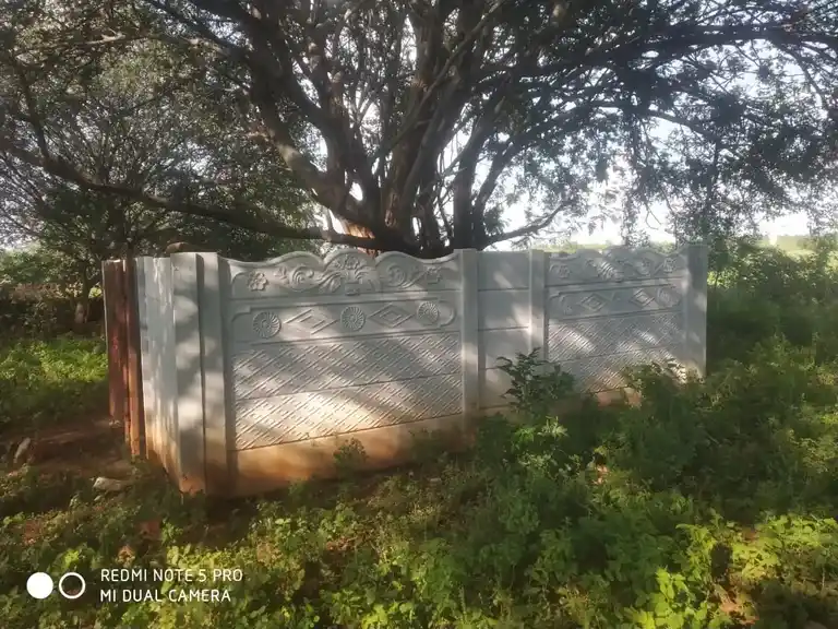 Arulmigu Chathirapatti Malaikovil, Chitrapatty - 624620 அருள்மிகு சத்திரபட்டி மாலைக்கோயில்-ஆலம்பாடி, வேடசந்தூர், திண்டுக்கல். கோயில், சத்திரபட்டி - 624620, Dindigul - Ancient Temple Architecture and History Image 4