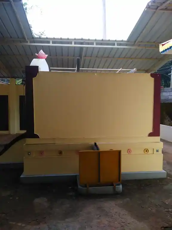 Arulmigu Chattathurai Kandan Sastha Temple, Aatroor, Thiruvattar - 629178 Arulmigu Chattathurai Kandan Sastha Temple, Aatroor, திருவட்டார் - 629178, Kanyakumari - Ancient Temple Architecture and History Image 2