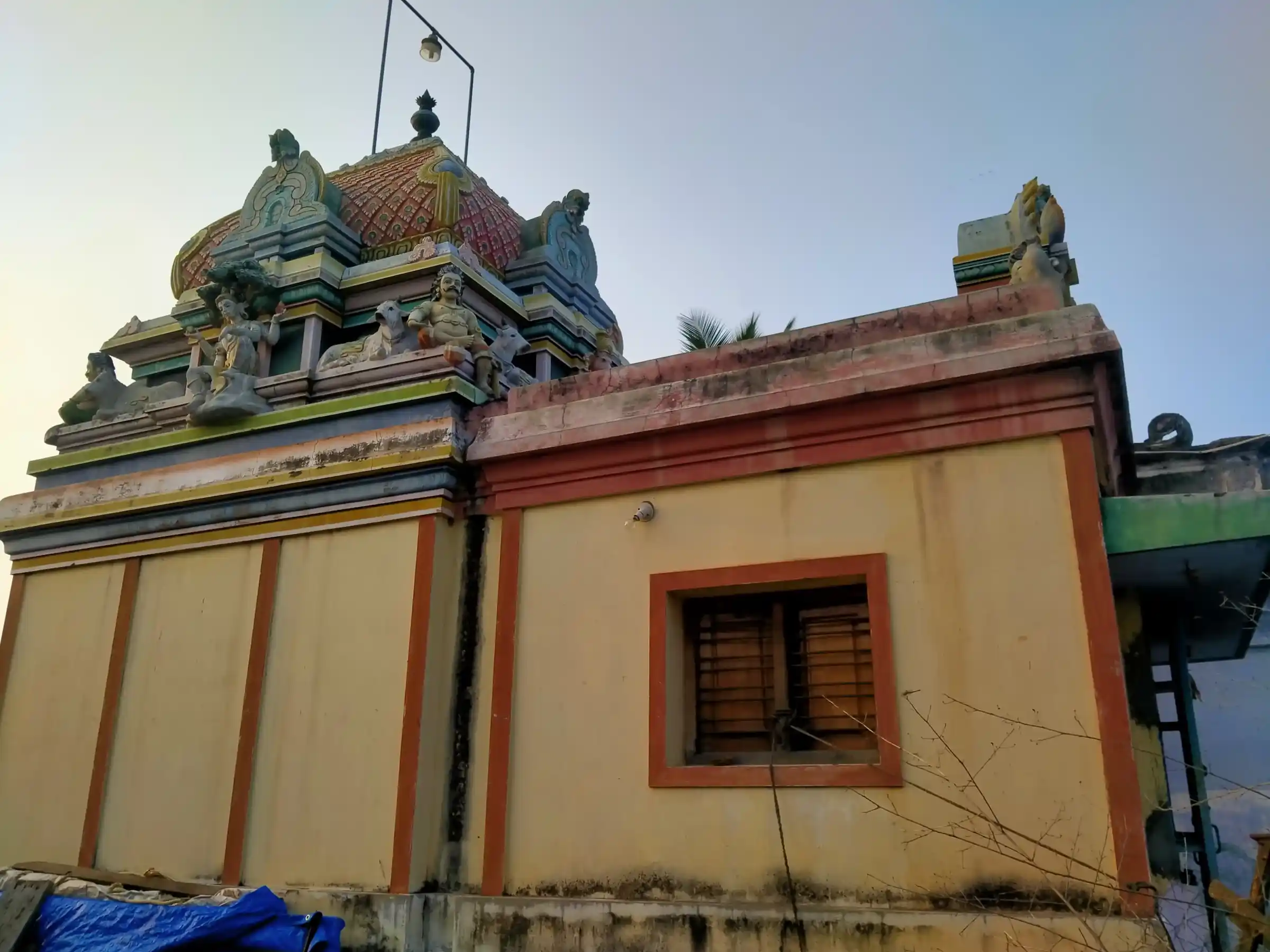Arulmigu Chekkar Vinayagar Temple, Ayakudi - 624613 அருள்மிகு செக்கர் விநாயகர் திருக்கோயில், Ayakudi - 624613, Dindigul - Ancient Temple Architecture and History Image 2