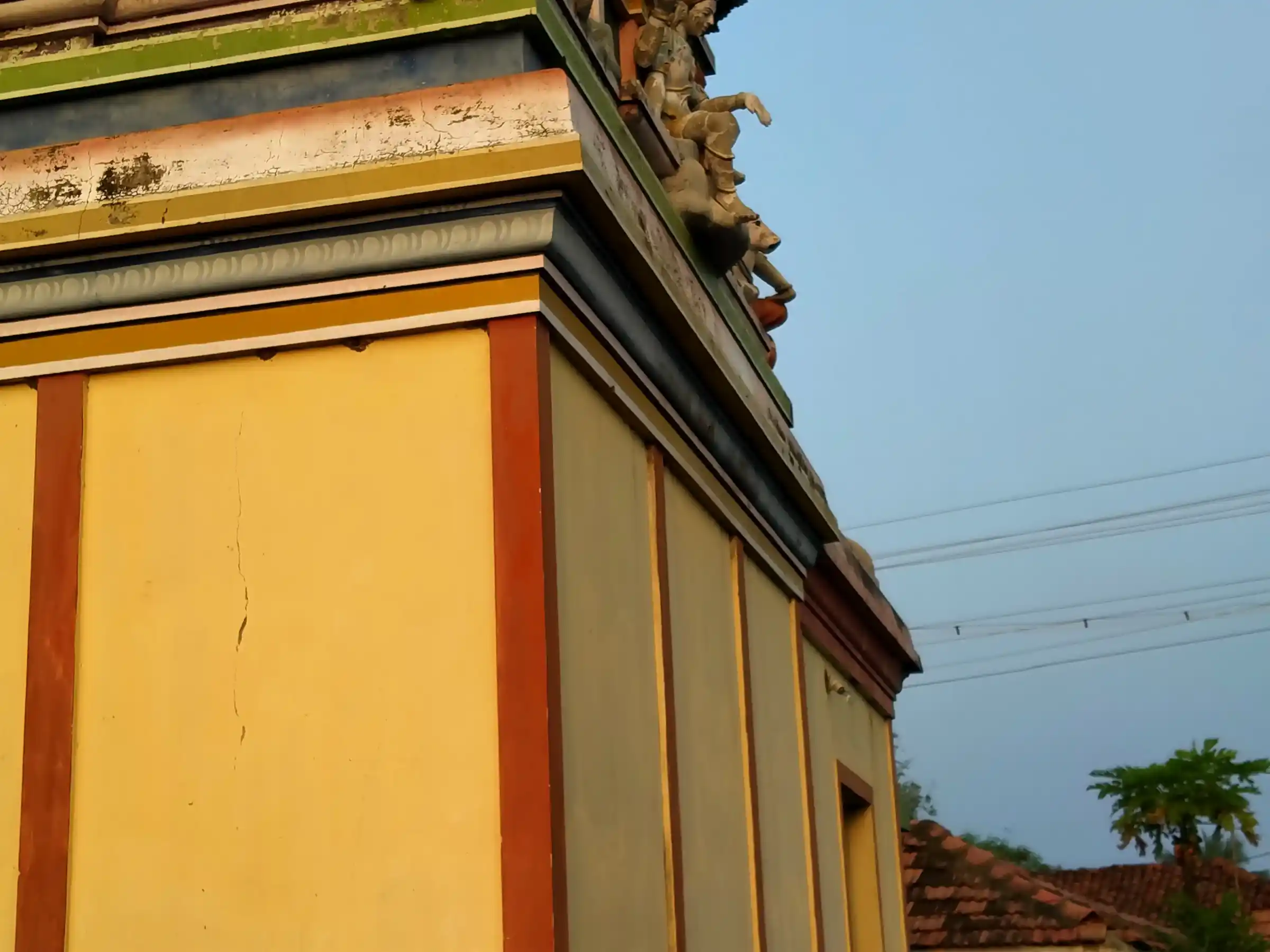 Arulmigu Chekkar Vinayagar Temple, Ayakudi - 624613 அருள்மிகு செக்கர் விநாயகர் திருக்கோயில், Ayakudi - 624613, Dindigul - Ancient Temple Architecture and History Image 3