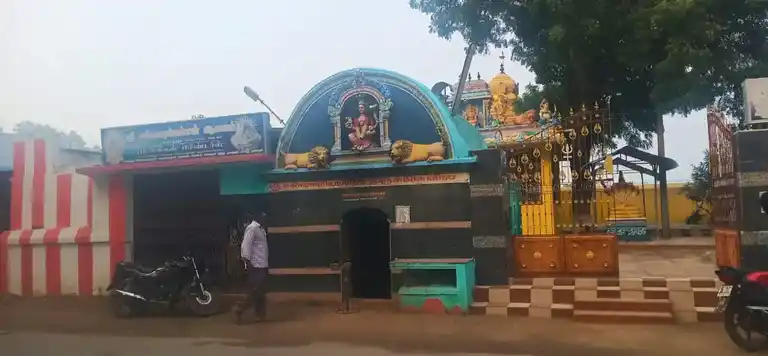 Arulmigu Chella Puriyamman Temple, Odukathur - 632001 அருள்மிகு செல்லாபுரியம்மன் திருக்கோயில், ஒடுகத்தூர் - 632001, Vellore - Ancient Temple Architecture and History Image 2