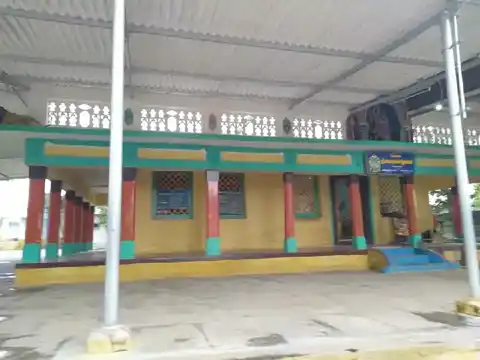 Arulmigu Chellandiamman Temple, Alukuli, Gobichettaipalayam - 638453 அருள்மிகு செல்லாண்டியம்மன் திருக்கோயில், அலுகுலி, கோபிச்செட்டிபாளையம் - 638453, Erode - Ancient Temple Architecture and History Image 2