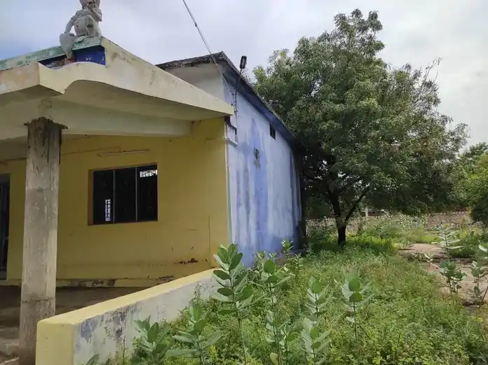 Arulmigu Chellandiyamman Temple, Meettu Marudur, Maruthoor - 639107