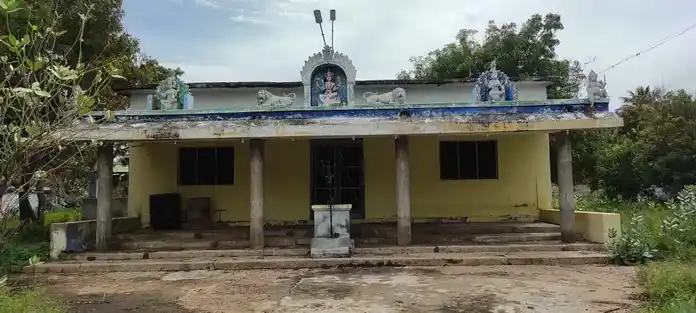Arulmigu Chellandiyamman Temple, Meettu Marudur, Maruthoor - 639107 அருள்மிகு செல்லாண்டியம்மன் திருக்கோயில், Meettu Marudurmaruthoor, Maruthoor - 639107, Karur - Ancient Temple Architecture and History Image 7