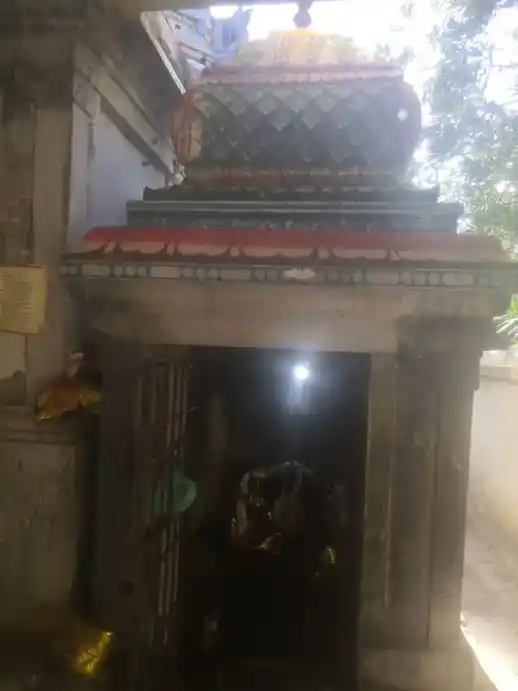 Arulmigu Chellapillaiyar Temple, Seruthiyur - 609314 Temple