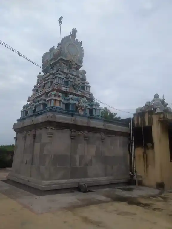 Arulmigu Chelliamman And Muthumariamman Temple, Vettuvakottai - 614614 அருள்மிகு செல்லியம்மன் மற்றும் முத்து மாரியம்மன் திருக்கோயில், Vettuvakottai - 614614, Thanjavur - Ancient Temple Architecture and History Image 3