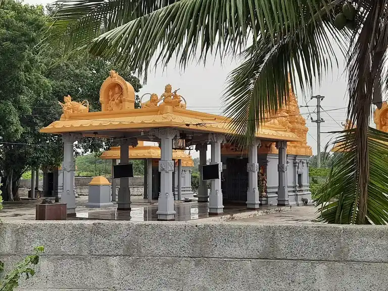 Arulmigu Chelliamman, Chellambigai Temple, Near Railway Station, Athipattu - 631210 அருள்மிகு செல்லியம்மன் என்கிற செல்லாம்பிகை திருக்கோயில், Near Railway Station, Athipattu - 631210, Tiruvallur - Ancient Temple Architecture and History Image 3