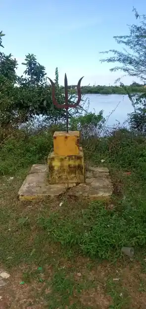 Arulmigu Chelliamman Temple, End Of The Village, Ponneri - 601204 அருள்மிகு செல்லியம்மன் திருக்கோயில், End Of The Village, Ponneri - 601204, Tiruvallur - Ancient Temple Architecture and History Image 4