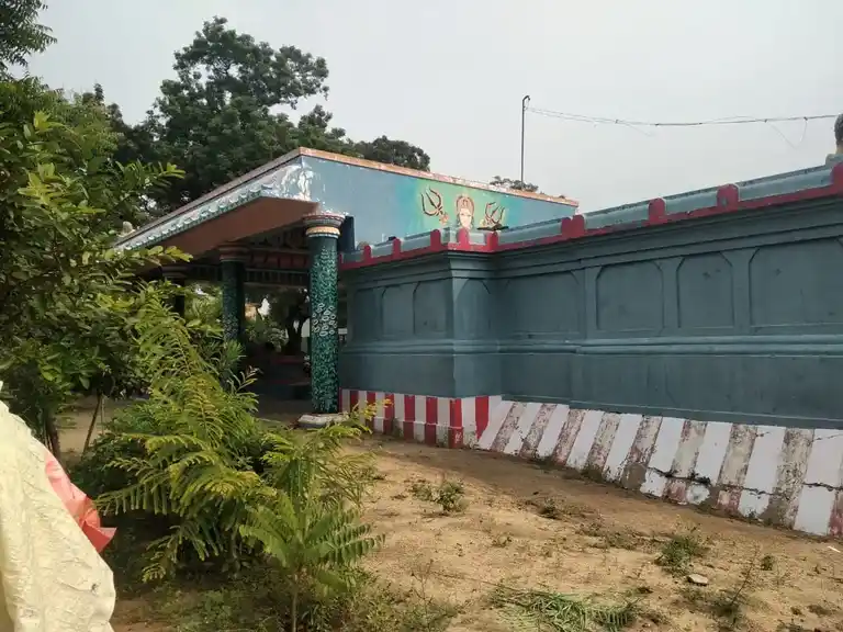 Arulmigu Chelliamman Temple, Inside The Village, Chithampakkam - 602001 அருள்மிகு செல்லியம்மன் திருக்கோயில், Inside The Village, Chithampakkam - 602001, Tiruvallur - Ancient Temple Architecture and History Image 4