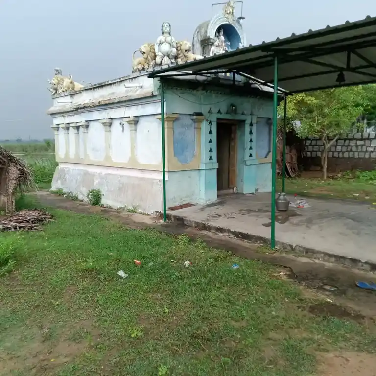 Arulmigu Chelliamman Temple, Near Tank, Mukkarambakkam - 601102 அருள்மிகு செல்லியம் அம்மன் திருக்கோயில், Near Tank, Mukkarambakkam - 601102, Tiruvallur - Ancient Temple Architecture and History Image 2