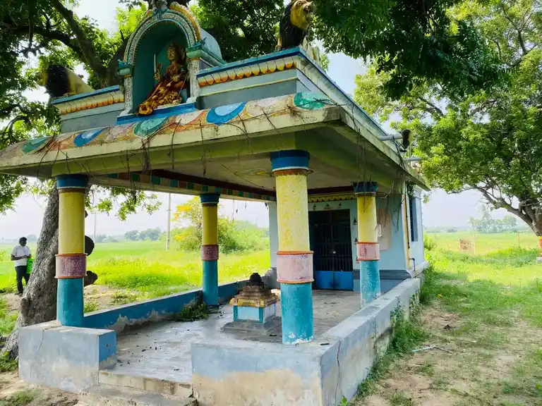 Arulmigu Chelliamman Temple, Onpakkam - 601204 அருள்மிகு செல்லியம்மன் திருக்கோயில், ஒன்பாக்கம் - 601204, Tiruvallur - Ancient Temple Architecture and History Image 5