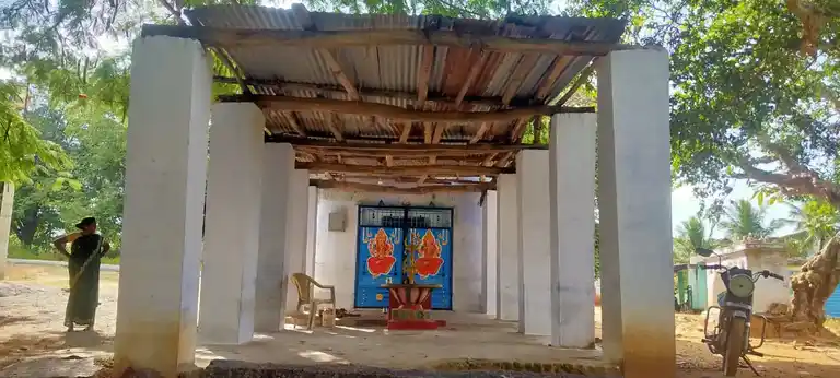 Arulmigu Chelliyamman Temple, Kothur - 635854 அருள்மிகு செல்லியம்மன் திருக்கோயில், கொத்தூர் - 635854, Thirupathur - Ancient Temple Architecture and History Image 4