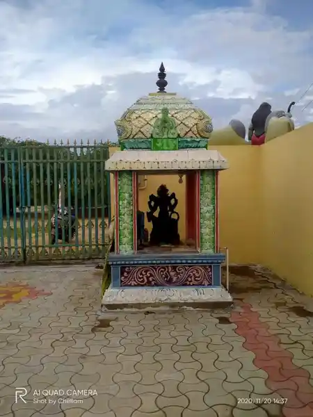 Arulmigu Chelliyaraamman Temple, Puthusurankudi, Puthusurankudi - 626203 அருள்மிகு செல்லியாரம்மன் என்ற அம்மச்சியார் திருக்கோயில், புதுச்சூரங்குடி, புதுச்சூரங்குடி - 626203, Virudhunagar - Ancient Temple Architecture and History Image 6