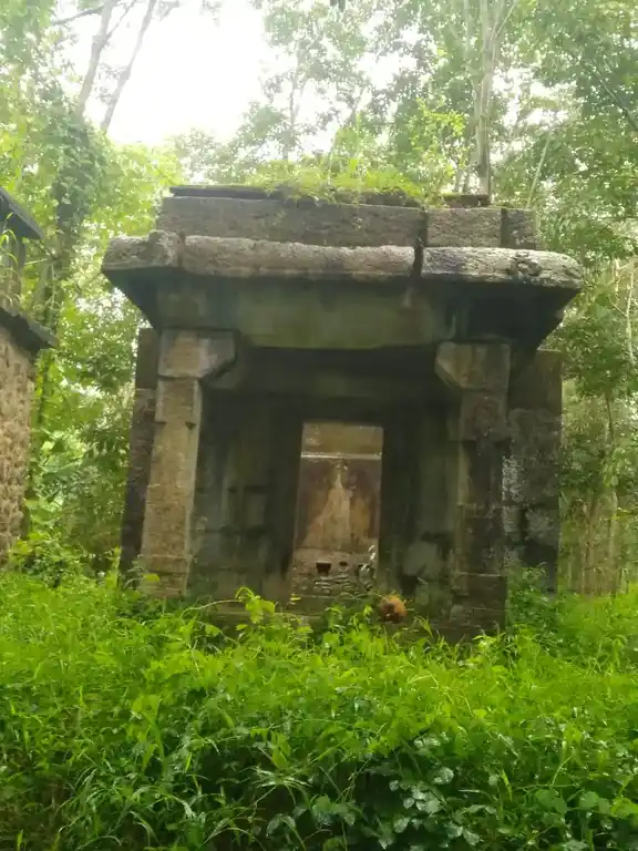 Arulmigu Chempidari Arulmiguman Temple, Padmanabhapuram - 629175 Temple