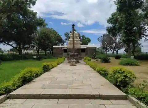Arulmigu Chendraswamy And Someswaraswamy Temple, Adhiyamankottai - 636807