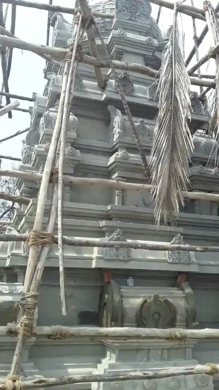 Arulmigu Chendrayaswamy Temple, K Papparapatti, Puliyampatti - 635123 அருள்மிகு சென்றாயசுவாமி திருக்கோயில், K பாப்பரப்பட்டி, புளியம்பட்டி - 635123, Krishnagiri - Ancient Temple Architecture and History Image 3