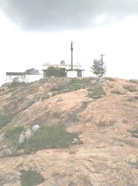 Arulmigu Chengalvarayaswamy Temple, Nediam - 631207 அருள்மிகு செங்கல்வராய சுவாமி திருக்கோயில், நெடியம் - 631207, Tiruvallur - Ancient Temple Architecture and History Image 2