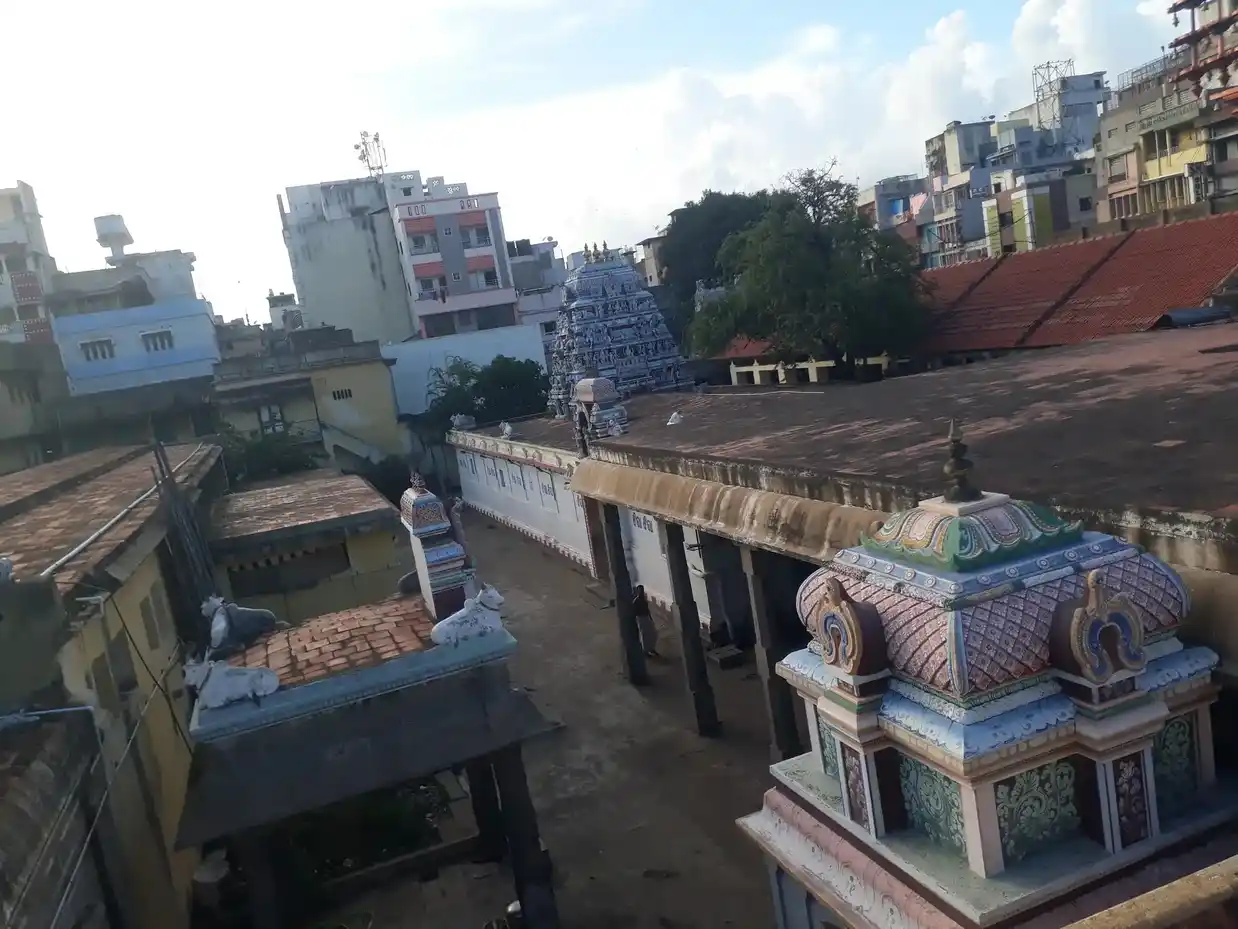 Arulmigu Chennai Malleswarar Chenna Kesava Perumal Temple, Park Town, Chennai - 600003 அருள்மிகு சென்னமல்லீஸ்வரர் மற்றும் சென்ன கேசவப் பெருமாள் திருக்கோயில், பூங்கா நகர், சென்னை - 600003, Chennai - Ancient Temple Architecture and History Image 2