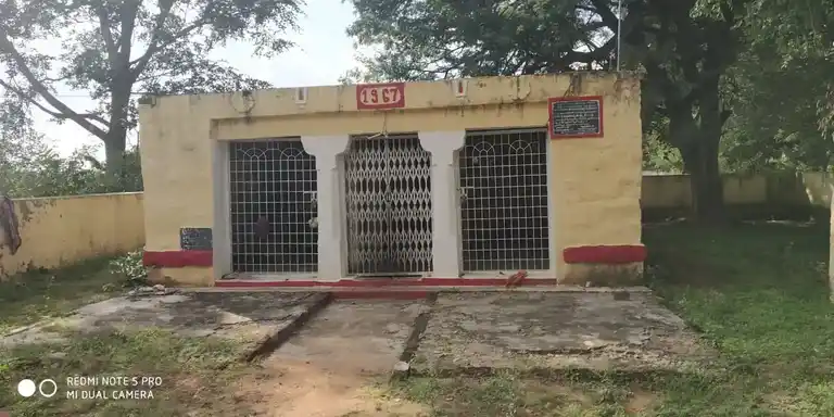 Arulmigu Chennakesava Perumal Temple, Kondanayakkanpatti - 635901 அருள்மிகு சென்னகேசவப் பெருமாள் திருக்கோயில், கொண்டப்பநாயக்கன்பட்டி - 635901, Thirupathur - Ancient Temple Architecture and History Image 4