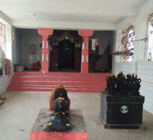 Arulmigu Chennakesava Perumal Temple, Vadacheri - 635754 அருள்மிகு சென்னகேசவப்பெருமாள் திருக்கோயில், வடச்சேரி - 635754, Thirupathur - Ancient Temple Architecture and History Image 6