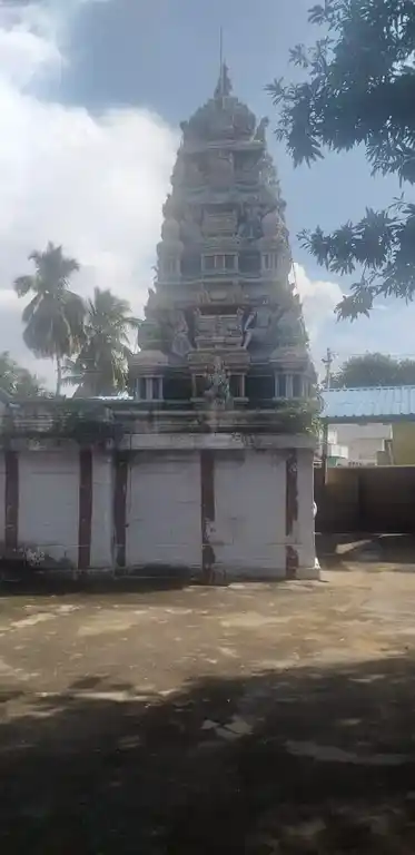 Arulmigu Chennakesavaperumal Temple, Arapandakuppam - 635801 அருள்மிகு சென்னகேசவப்பெருமாள் திருக் கோயில், அரப்பாண்டகுப்பம் - 635801, Thirupathur - Ancient Temple Architecture and History Image 3
