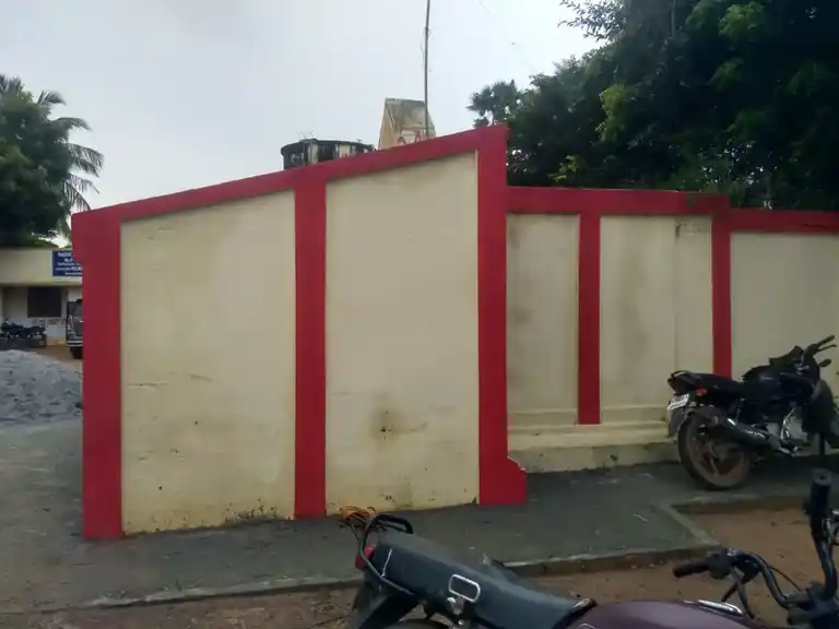 Arulmigu Chennakesavaperumal Temple, Near Village Street, Soorapundi - 601201 அருள்மிகு சென்னகேசவப்பெருமாள் திருக்கோயில், Near Village Street, Soorapundi - 601201, Tiruvallur - Ancient Temple Architecture and History Image 2