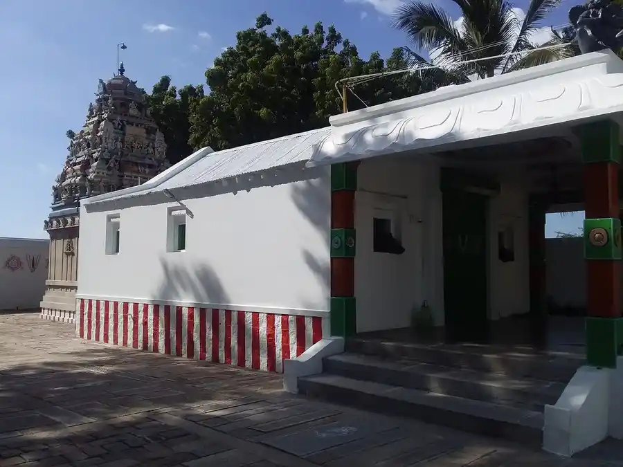 Arulmigu Chennakesavapperumal Temple, Ramanujapuram - 626107 அருள்மிகு சென்னகேசவப் பெருமாள் திருக்கோயில், Ramanujapuram - 626107, Virudhunagar - Ancient Temple Architecture and History Image 3