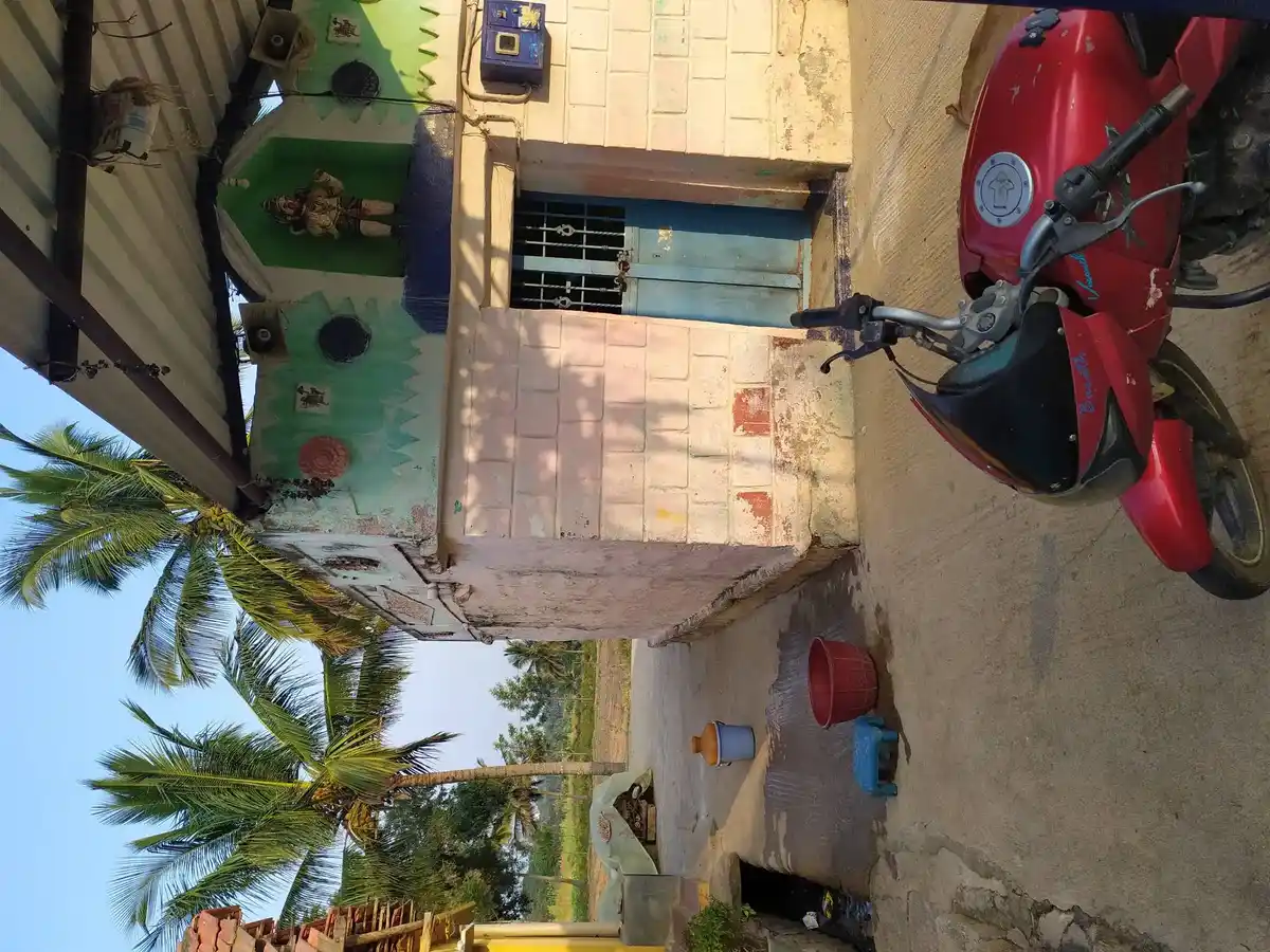 Arulmigu Chennena Agaraharam Kambath Anumantharaya Swamy, Belagondapalli - 635114 அருள்மிகு சென்ன அக்ரஹாரம் கம்பத் அனுமந்தராய சுவாமி திருக்கோயில், பெலகொன்டபள்ளி - 635114, Krishnagiri - Ancient Temple Architecture and History Image 3