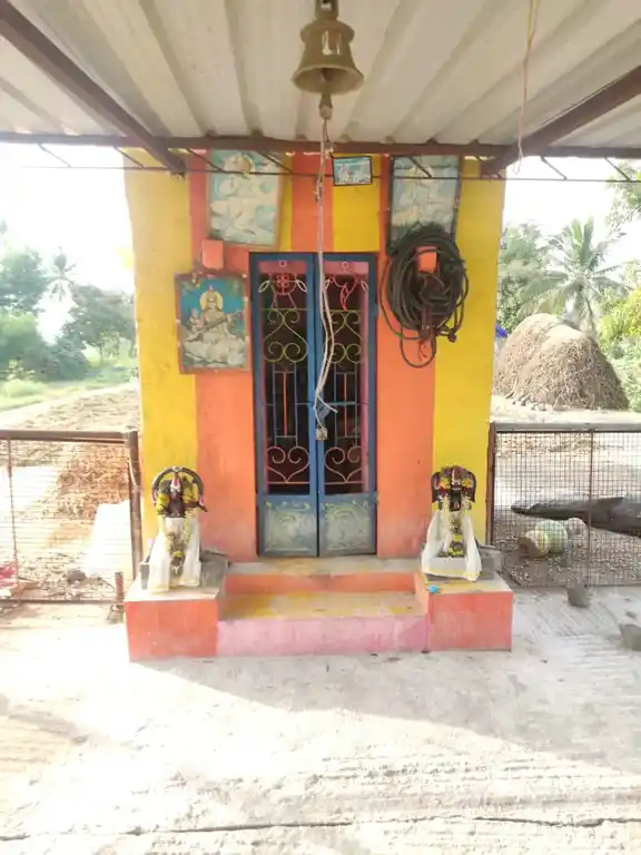 Arulmigu Chenraya Swamy Temple, Totlanahalli - 636804 அருள்மிகு சென்றாயசாமி திருக்கோயில், Totlanahalli - 636804, Dharmapuri - Ancient Temple Architecture and History Image 2