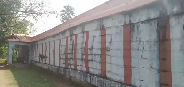 Arulmigu Chera Chola Pandia Mahadevar Temple, Near Pond, Aaloor - 629801 அருள்மிகு சேரசோழ பாண்டிய மகாதேவர் ஆலயம், Near Pond, Aaloor - 629801, Kanyakumari - Ancient Temple Architecture and History Image 3
