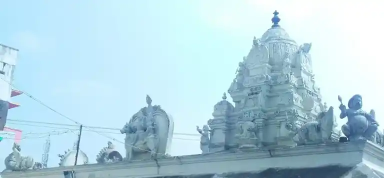 Arulmigu Chettiyarveetu Selvavinayagar Temple, Jalagandapuram, Surappalli - 636453
