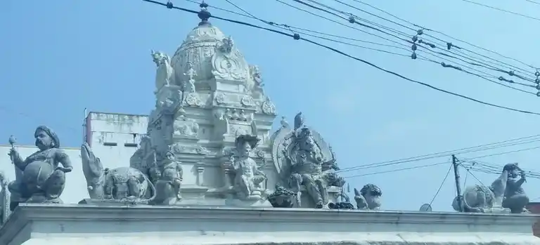 Arulmigu Chettiyarveetu Selvavinayagar Temple, Jalagandapuram, Surappalli - 636453 அருள்மிகு செட்டியார்வீட்டு செல்வவிநாயகர் திருக்கோயில், ஜலகண்டபுரம், சூரப்பள்ளி - 636453, Salem - Ancient Temple Architecture and History Image 3