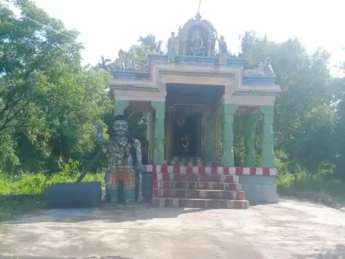 Arulmigu Chinna Adakkiyamman Periya Adakkiyamman Aandi Adivu Mayon Temple, Soorakkundu - 625106 அருள்மிகு சின்னடக்கியம்மன் பெரியடக்கியம்மன் மற்றும் ஆண்டி அடிவு மயோன் திருக்கோயில், Soorakkundu - 625106, Madurai - Ancient Temple Architecture and History Image 4