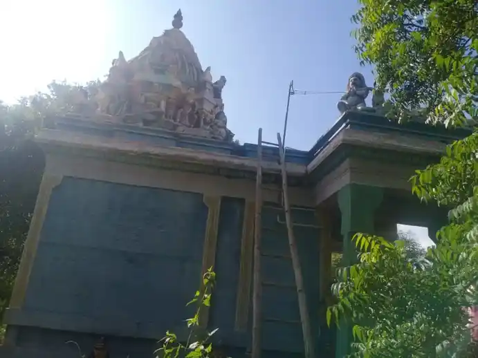 Arulmigu Chinna Adakkiyamman Periya Adakkiyamman Aandi Adivu Mayon Temple, Soorakkundu - 625106 அருள்மிகு சின்னடக்கியம்மன் பெரியடக்கியம்மன் மற்றும் ஆண்டி அடிவு மயோன் திருக்கோயில், Soorakkundu - 625106, Madurai - Ancient Temple Architecture and History Image 8