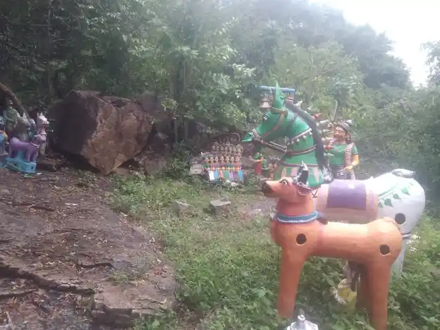 Arulmigu Chinna Kannimar Temple, Endapuli - 621310 Arulmigu Chinna kannimar Temple, Endapuli - 621310, Thiruchirappalli - Ancient Temple Architecture and History Image 2