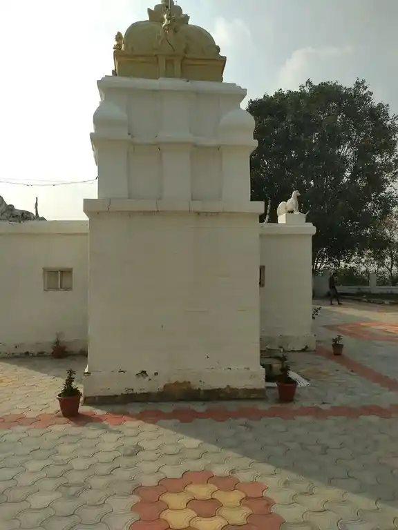 Arulmigu Chinna Palaniandavar Temple, Mallikundam - 636458 அருள்மிகு சின்ன பழனியாண்டவர் திருக்கோயில், Mallikundam - 636458, Salem - Ancient Temple Architecture and History Image 2