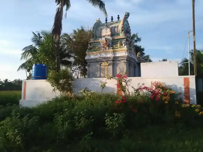 Arulmigu Chinnaamman Temple, Munduvalampatti - 644674 அருள்மிகு சின்னம்மன் திருக்கோயில், முண்டுவேலம்பட்டி - 644674, Tiruppur - Ancient Temple Architecture and History Image 4