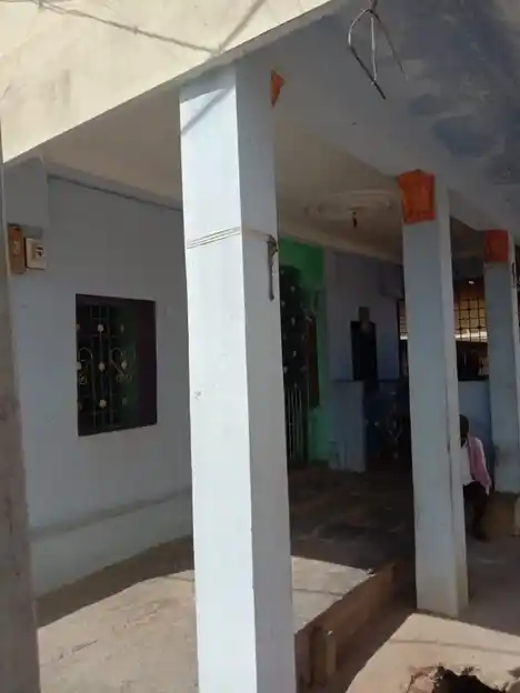 Arulmigu Chinnabelakondapalli Pasuveshwarar Temple, Poonapalli - 635114 Temple